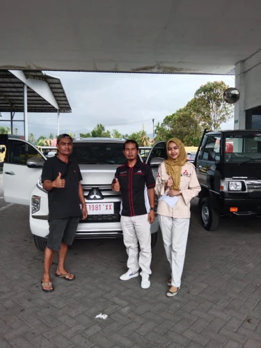 Foto Penyerahan Mitsubishi Pajero