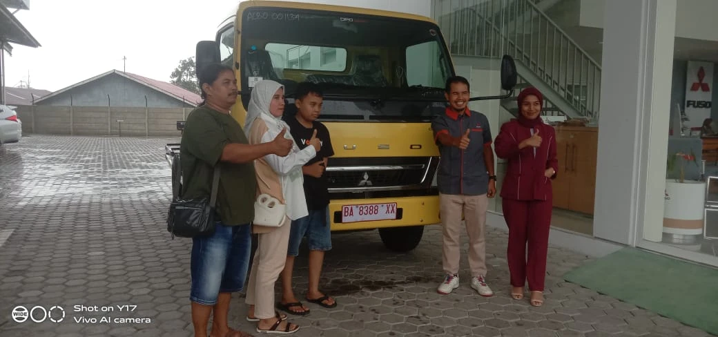 Serah Terima Mitsubishi Canter